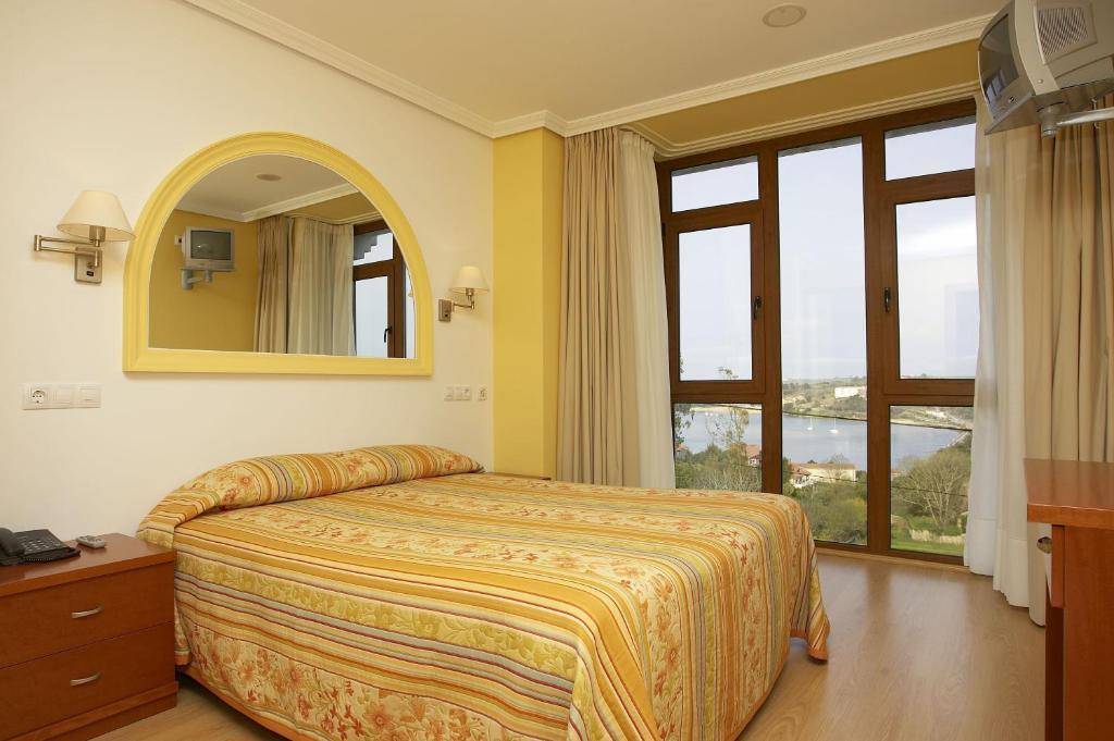 Hotel Azul De Galimar سان بيفينتي ديلا باركيرا الغرفة الصورة