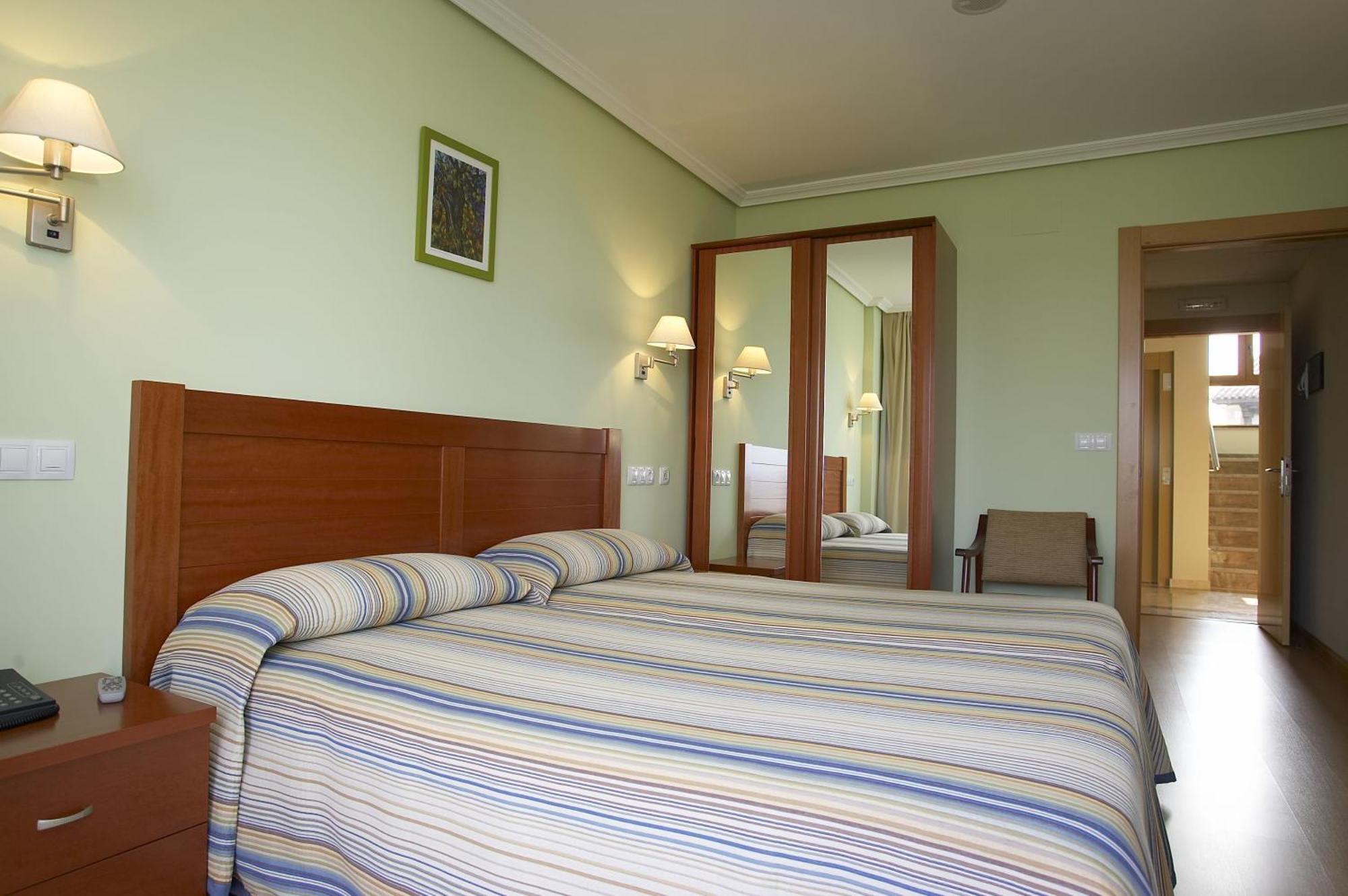 Hotel Azul De Galimar سان بيفينتي ديلا باركيرا الغرفة الصورة